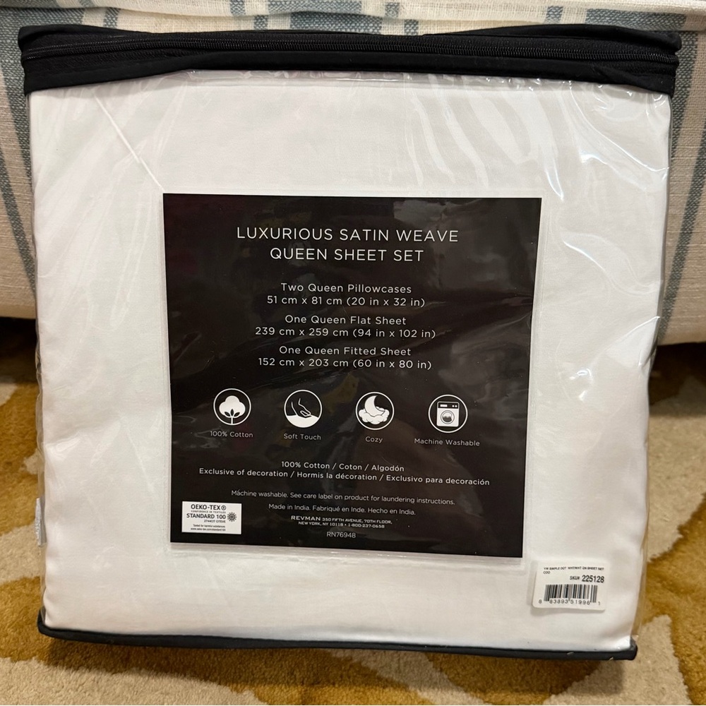 Vera Wang Luxurious Satin Weave Queen Sheet Set - White - Picture 2 of 4